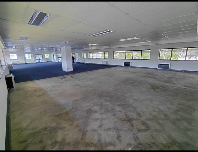 1,839M² OFFICE TO LET IN RANDJESPARK